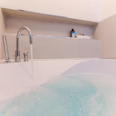 Aqua Comfort - Eja Sardinia Affittacamere 4*